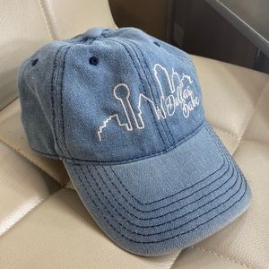 Dallas Babe hat